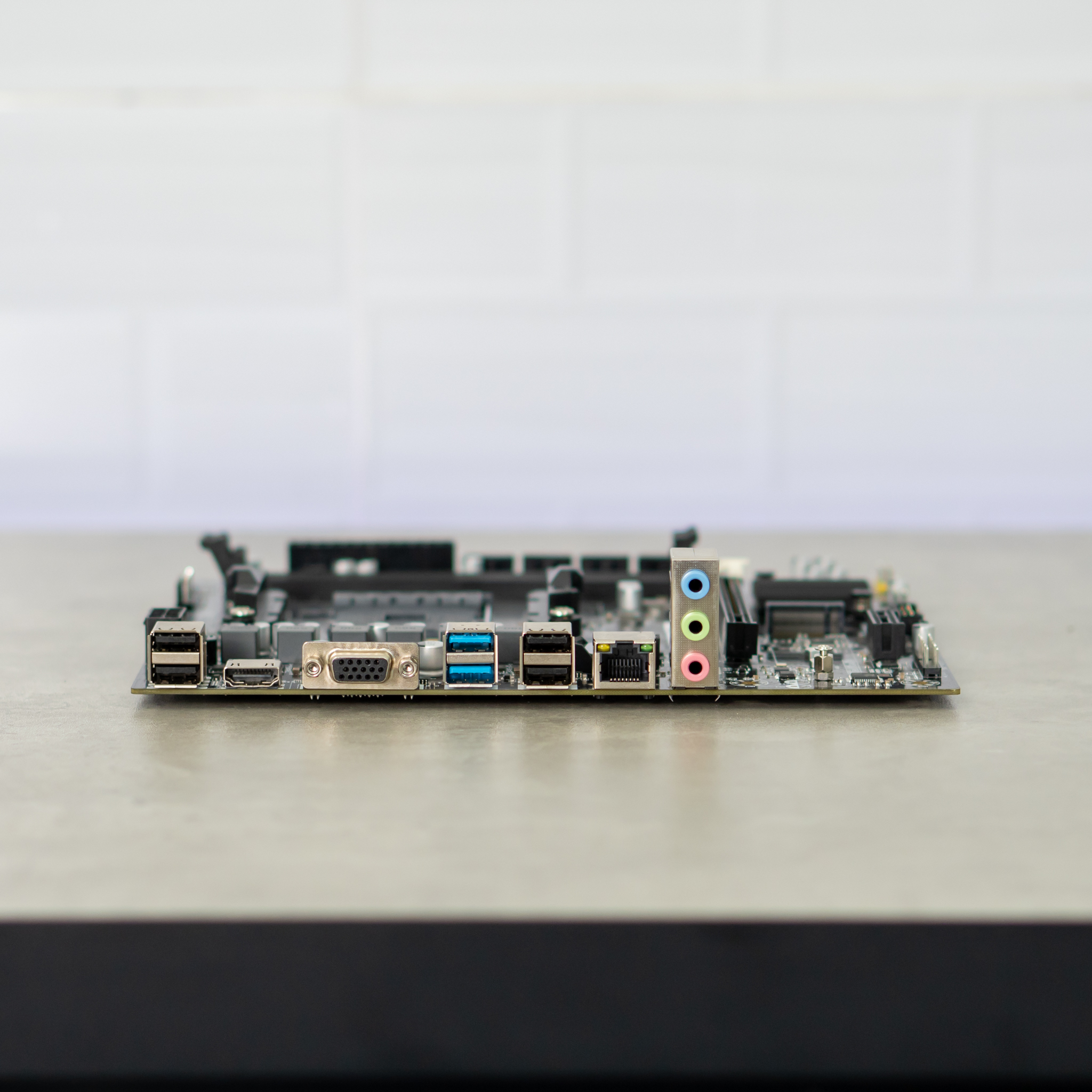 Bo mạch chủ SSTC B450M-HV DDR4 AM4 - New Box 13 techcore main 1