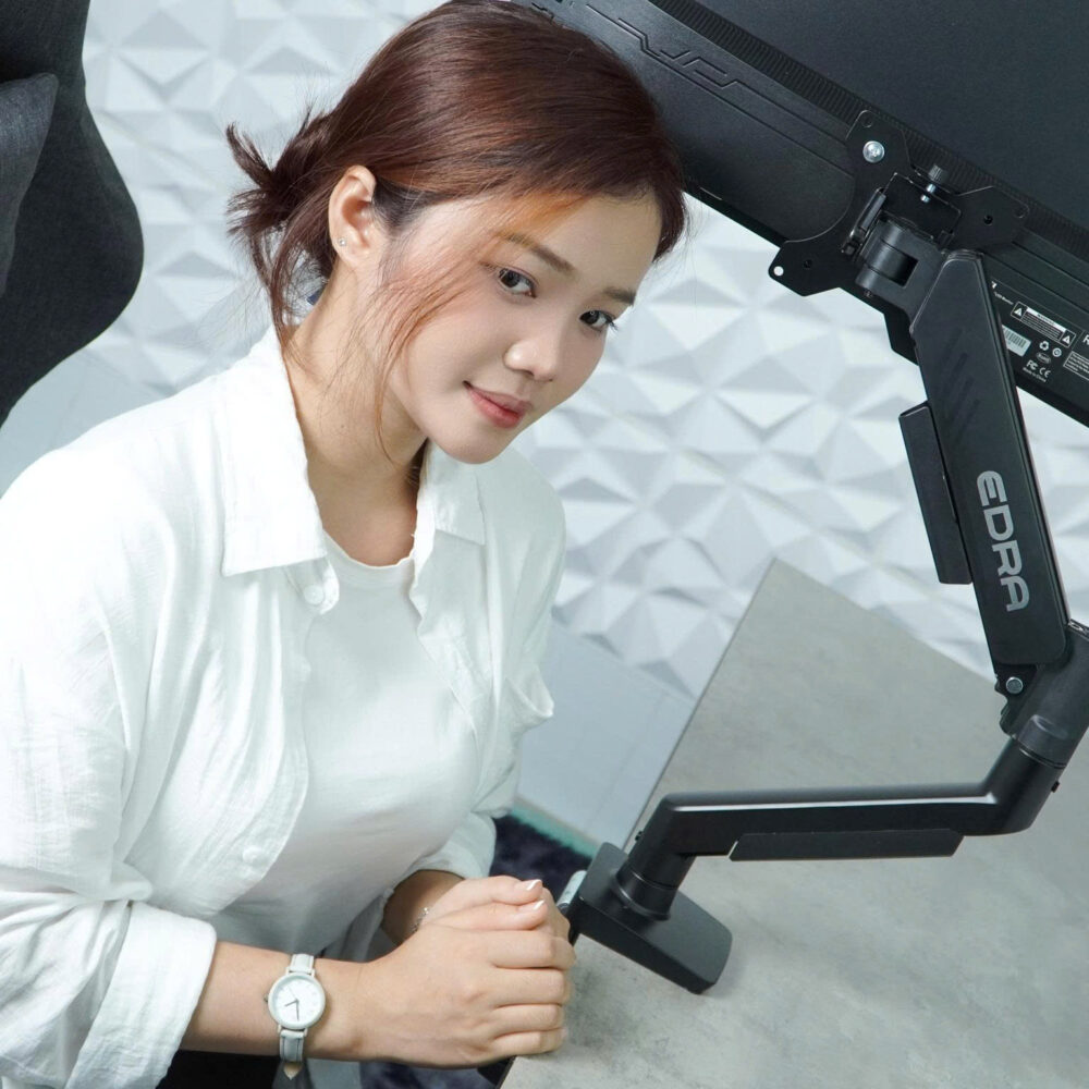 Giá đỡ màn hình EDRA EMA7302 - Màu đen 7 techcore binh tan 2 2