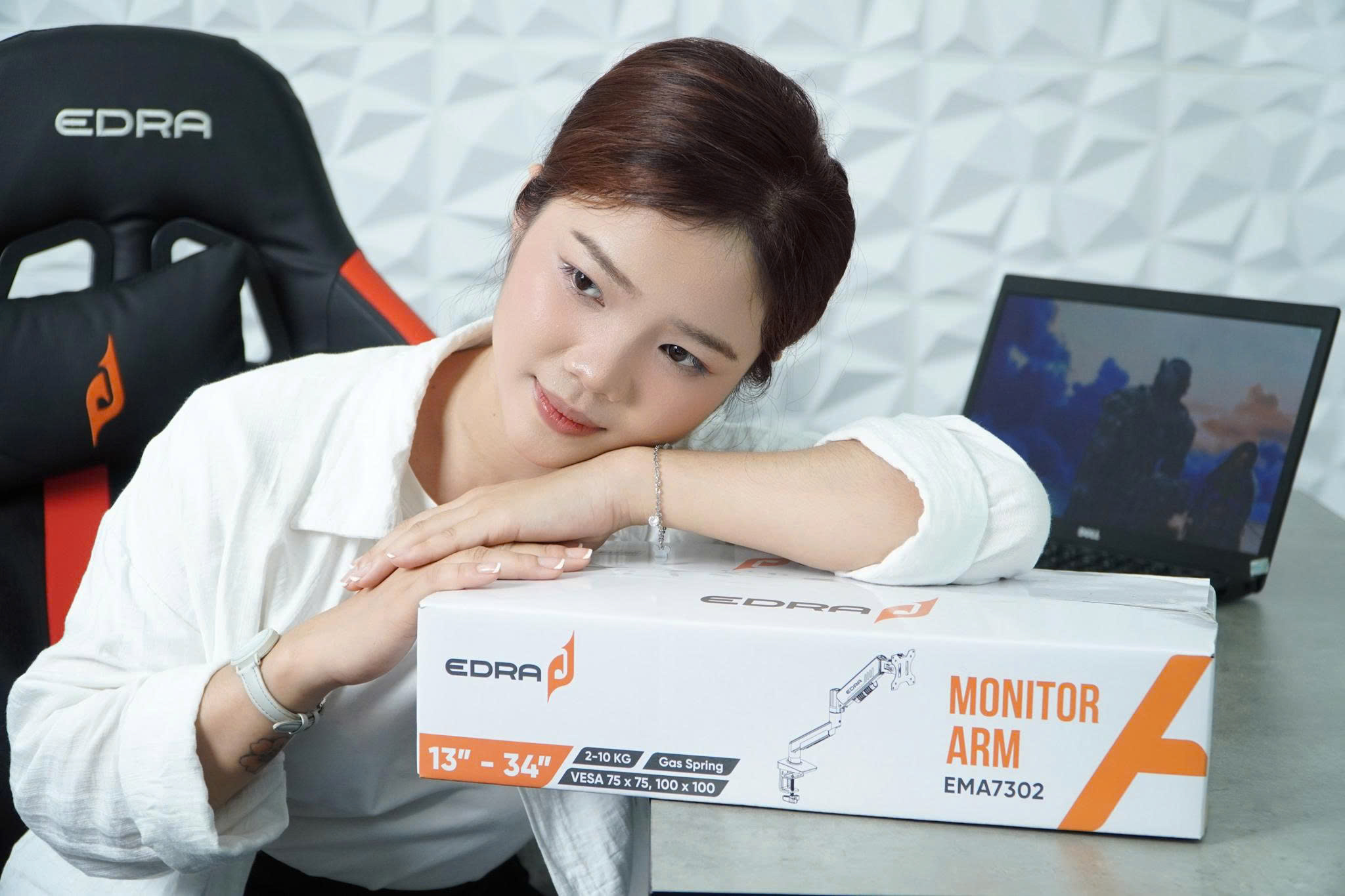 Giá đỡ màn hình EDRA EMA7302 - Màu đen 5 techcore binh tan 4 1
