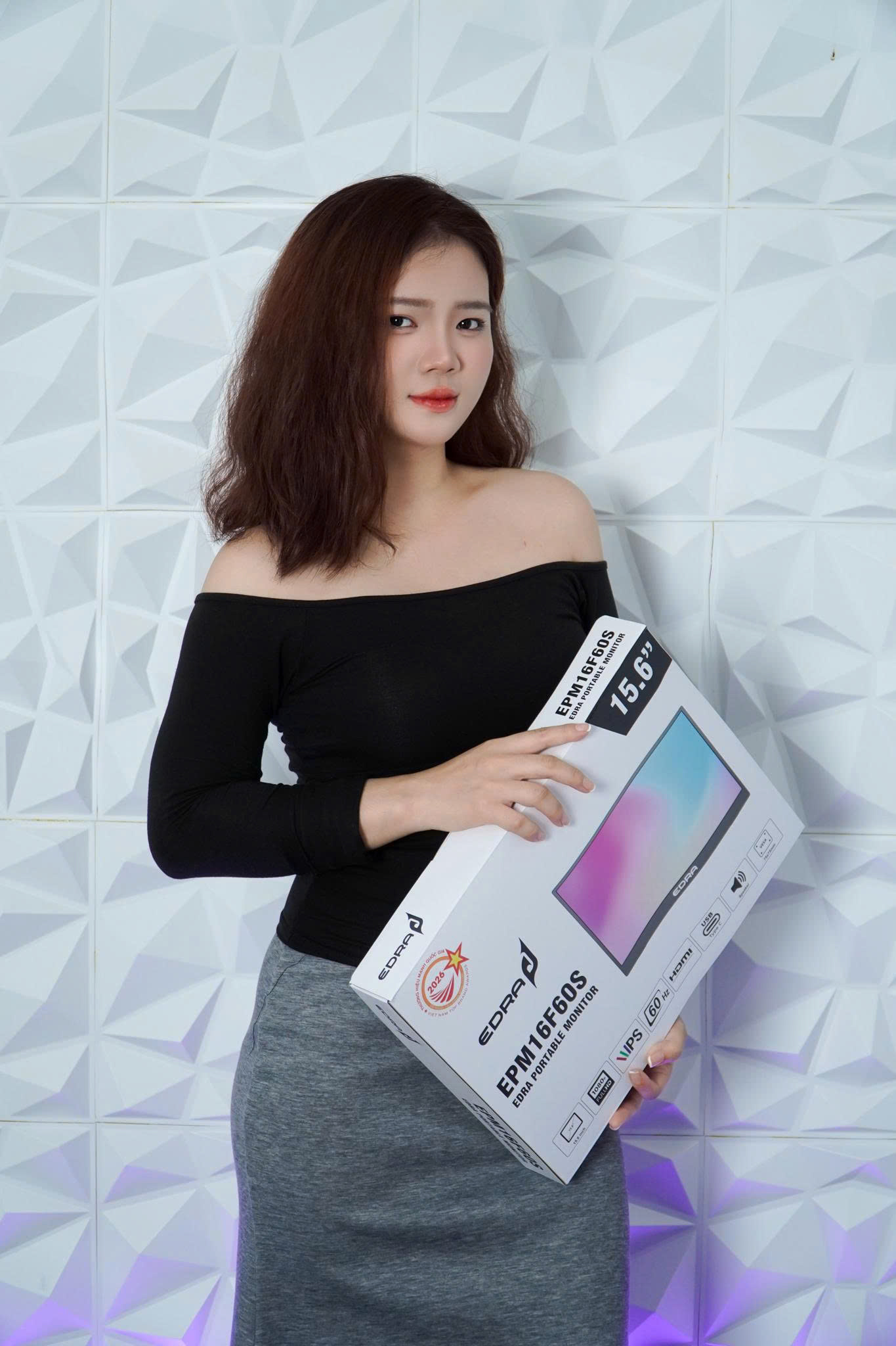 Màn hình di động EDRA EPM16F60S 15.6 inch - Màu đen 15 techcore binh tan 7