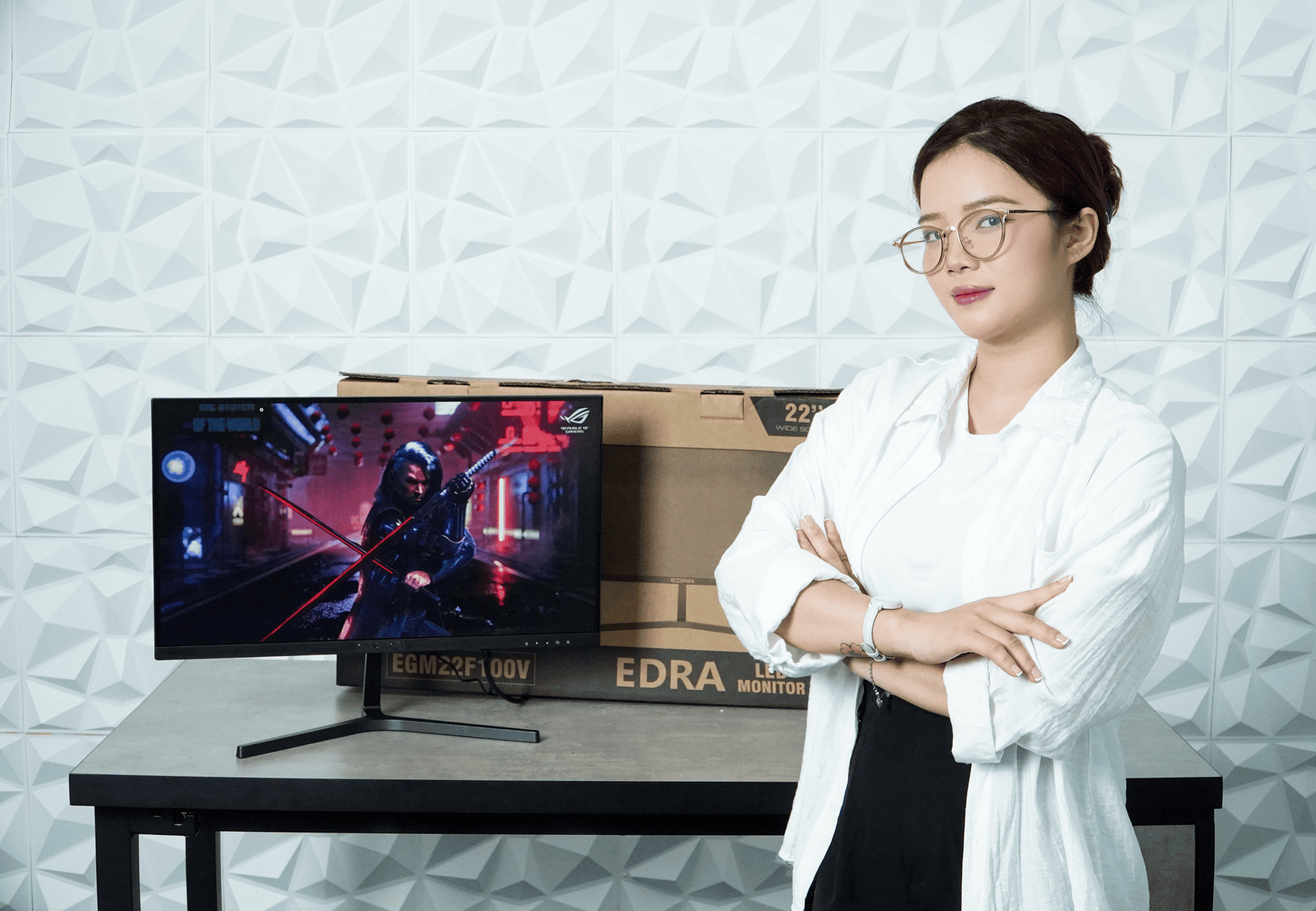 Màn hình 22 inch Gaming EDRA EGM22F100V - Màu đen 12 vi tinh tekcore 3